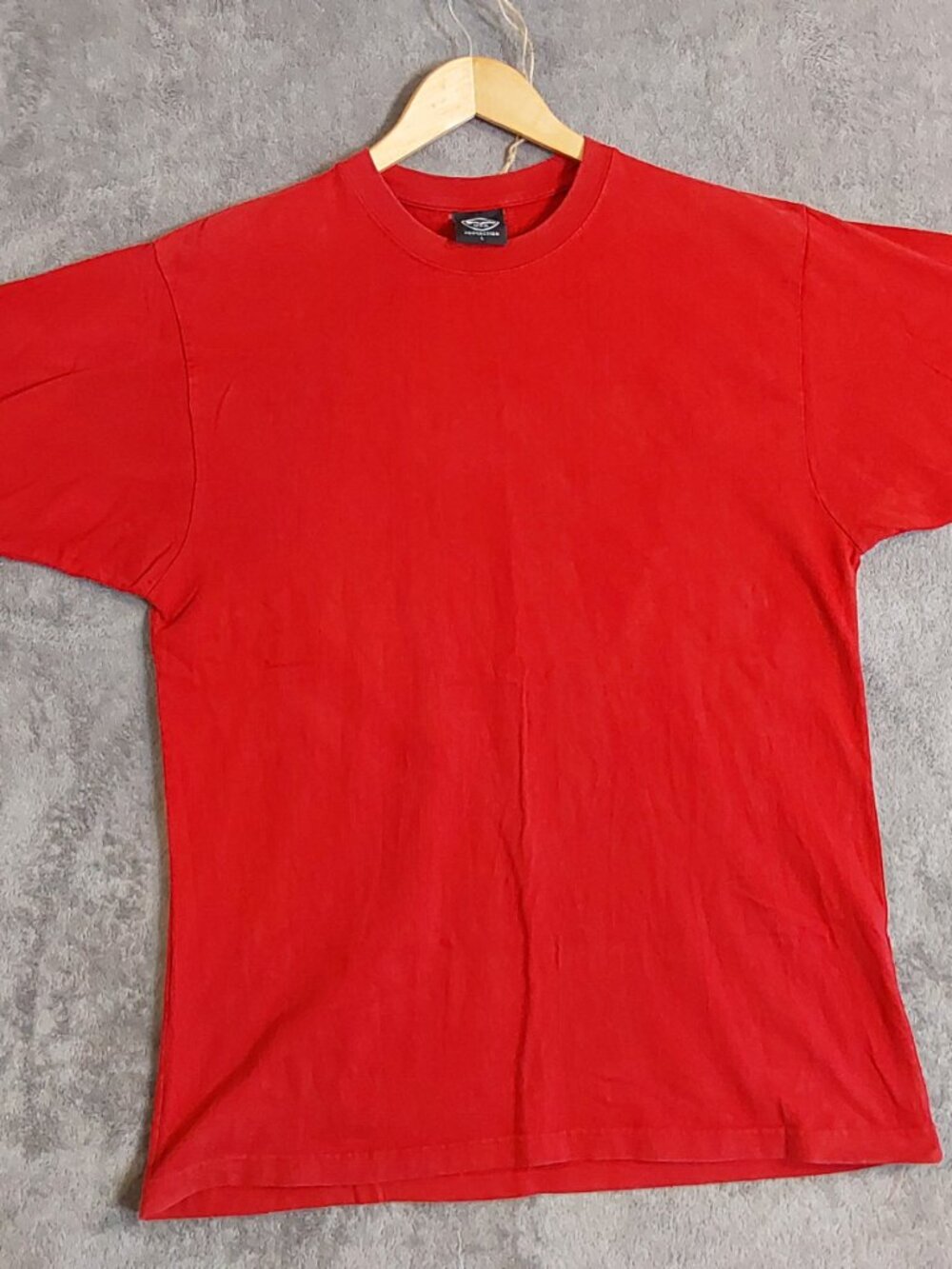 Red Heavyweight T-Shirt Men's Large Crew Neck USA Made Vintage 90s